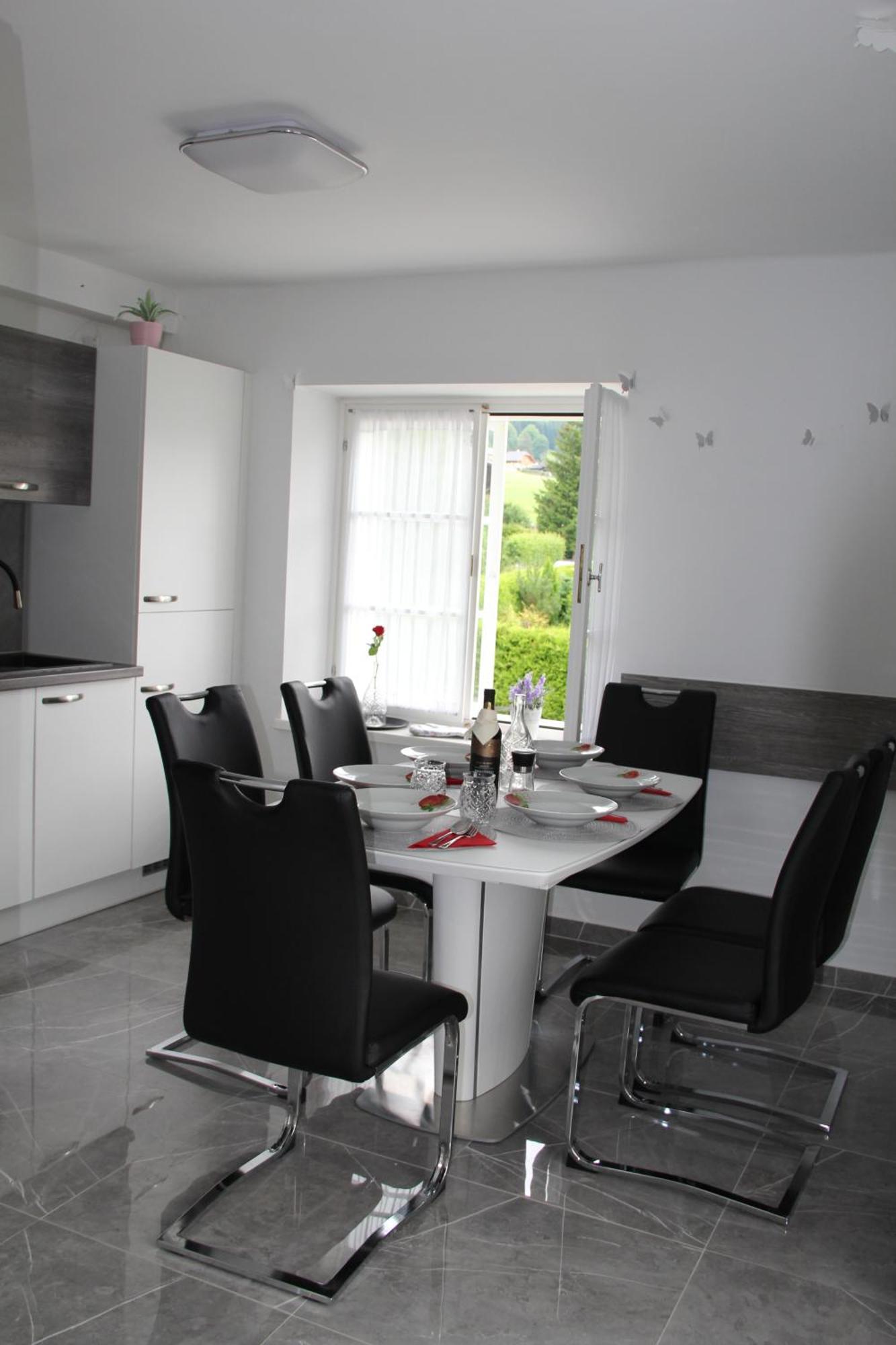 Ferienwohnung Grimmingblick - Auszeit Vom Alltag Obersdorf Exterior foto